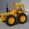 County 1174 Yellow  Universal Hobbies